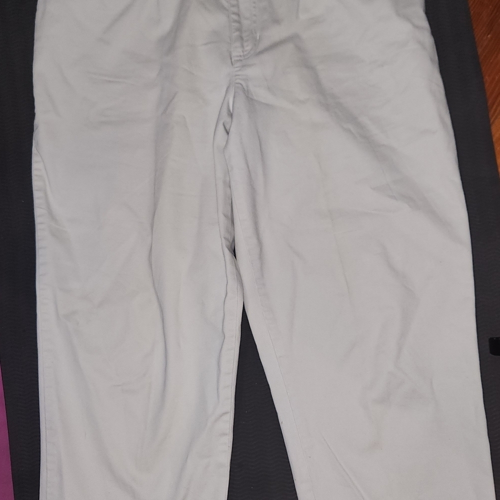 Women's Classic Cream Cropped Pants